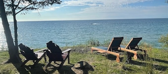 Lake Michigan Cottage w/ 265 ft of Private Beachfront! Perfect family getaway!