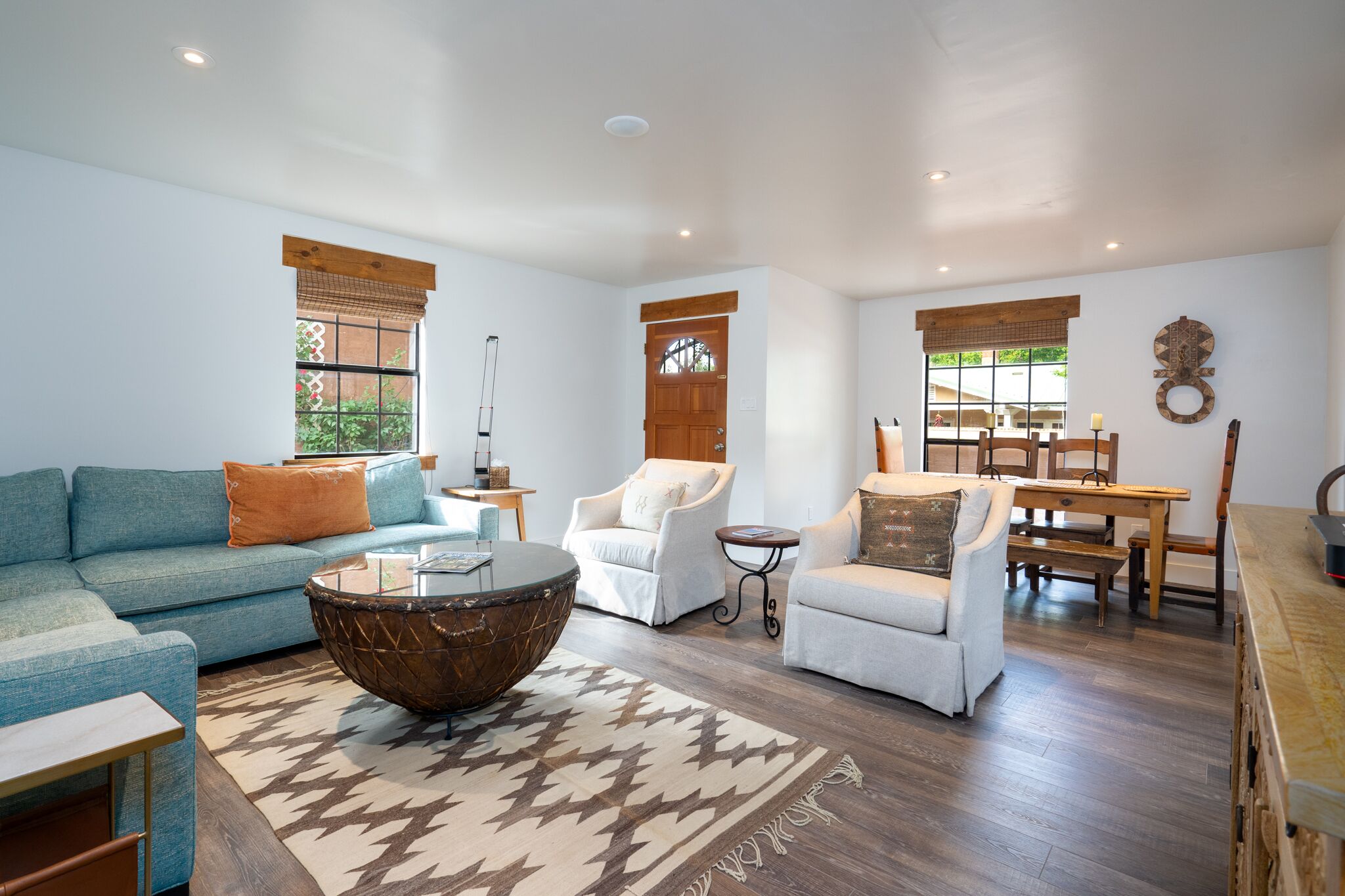 Hillside House | Private Courtyard, Walk Downtown!