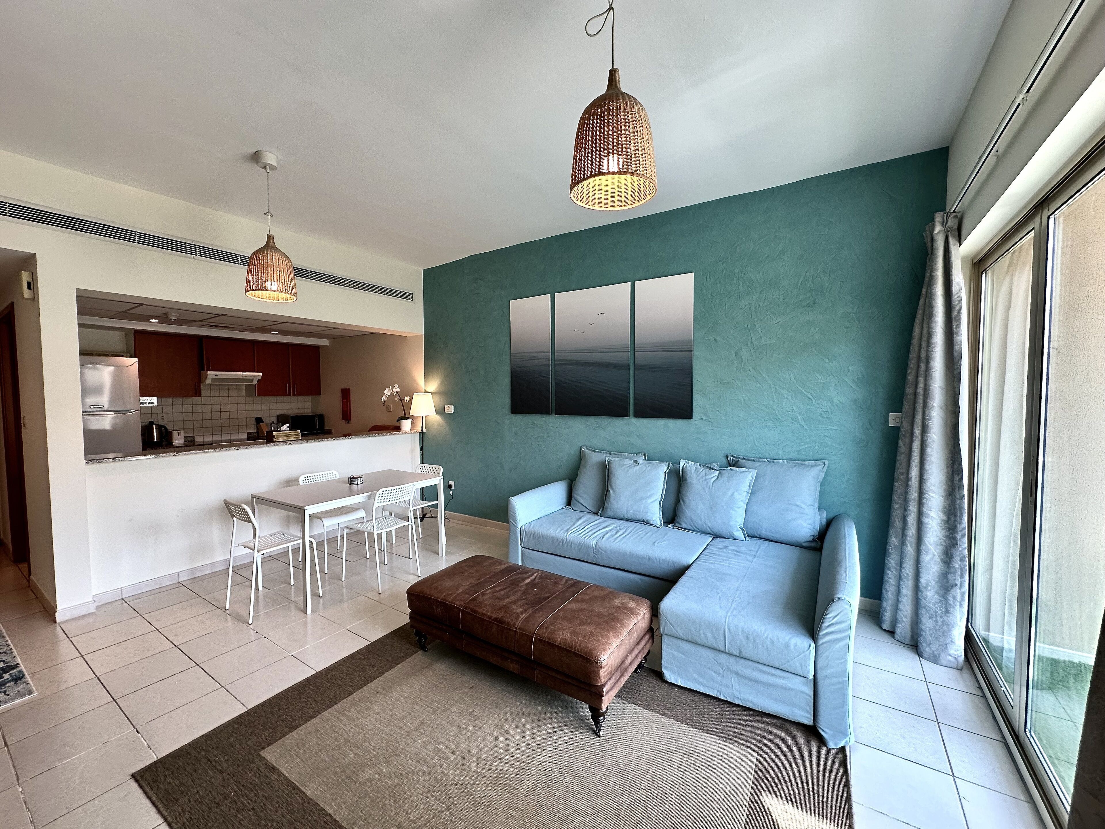 Comfort Apartment | Living area | Flat-screen TV