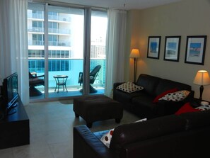 Flat-screen TV, DVD player, ping pong, stereo