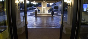 Scottsdale Camelback Resort VRHost