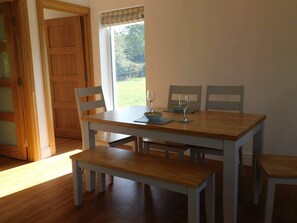House, 1 Queen Bed | Private kitchen