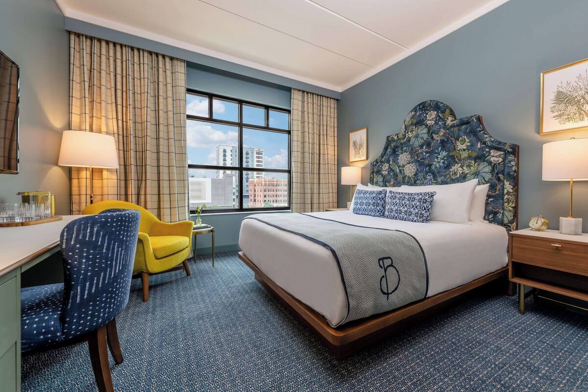 Hypo-allergenic bedding available, minibar, in-room safe, desk