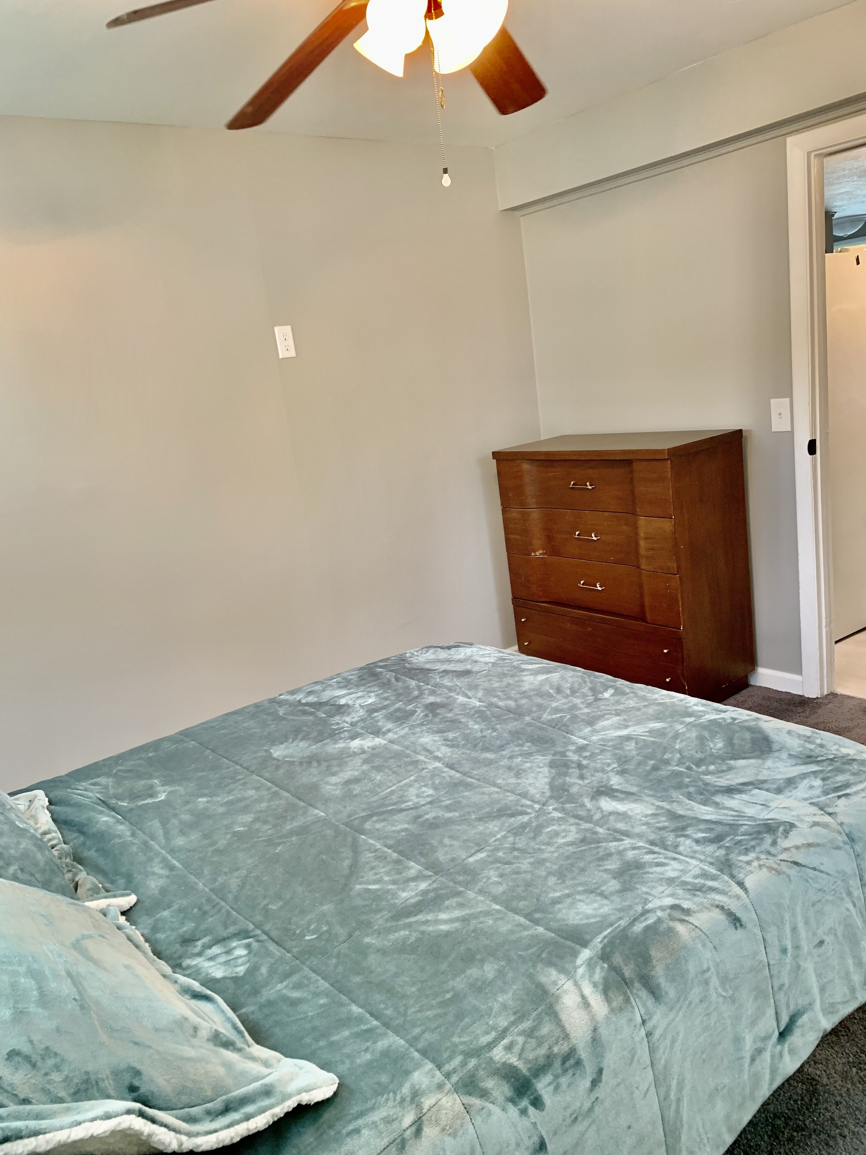 HANDICAP ACCESSIBLE 3BR HOME IN DOWNTOWN PC