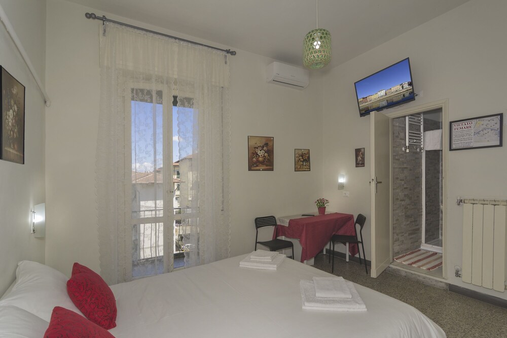 B&B Aliante & 2 Double room Pisa-Tuscany