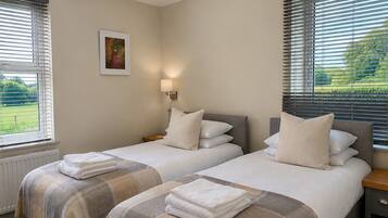 12 bedrooms, iron/ironing board, WiFi, bed sheets