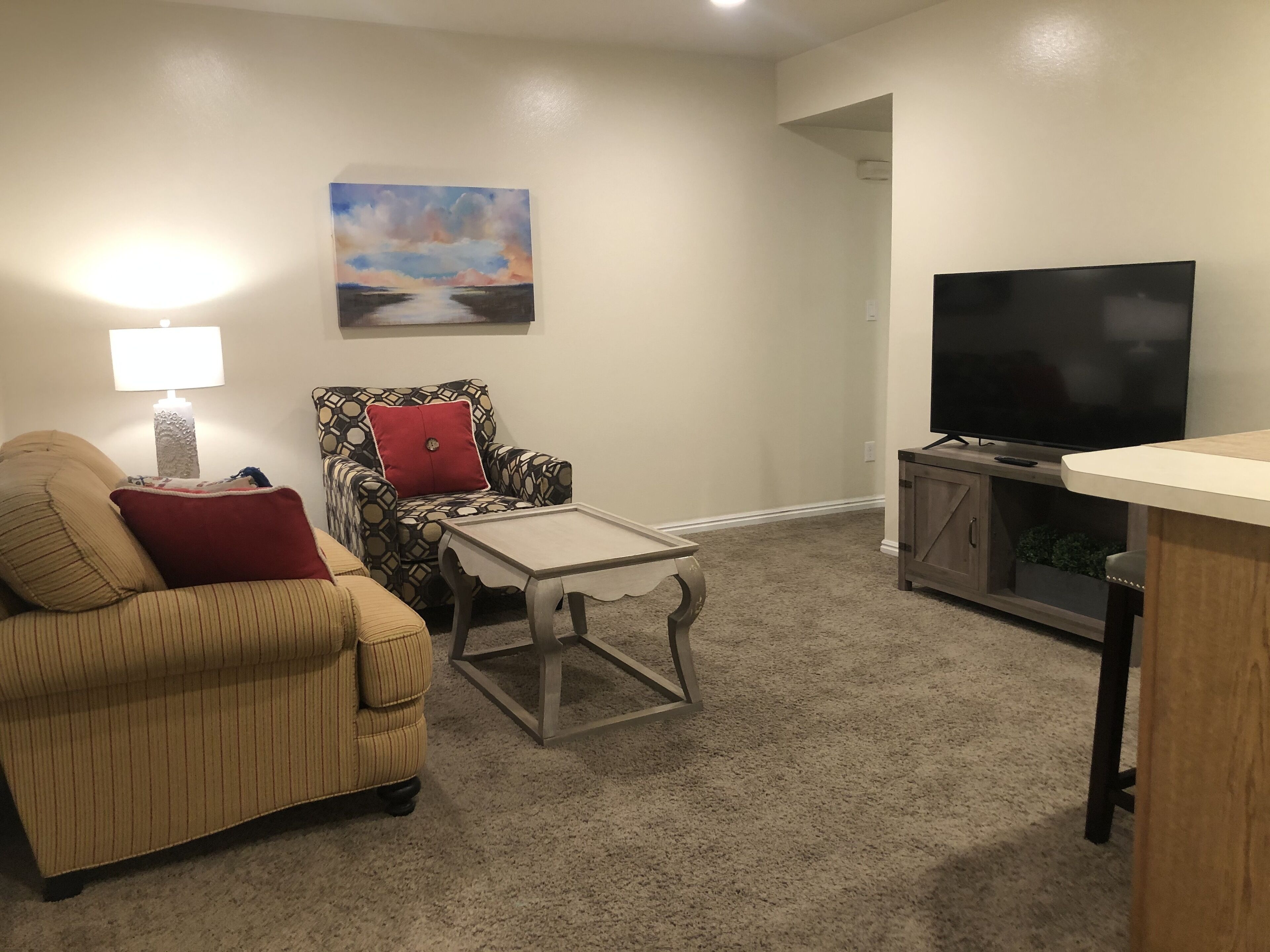 2 Blocks from Utah Valley Hospital!