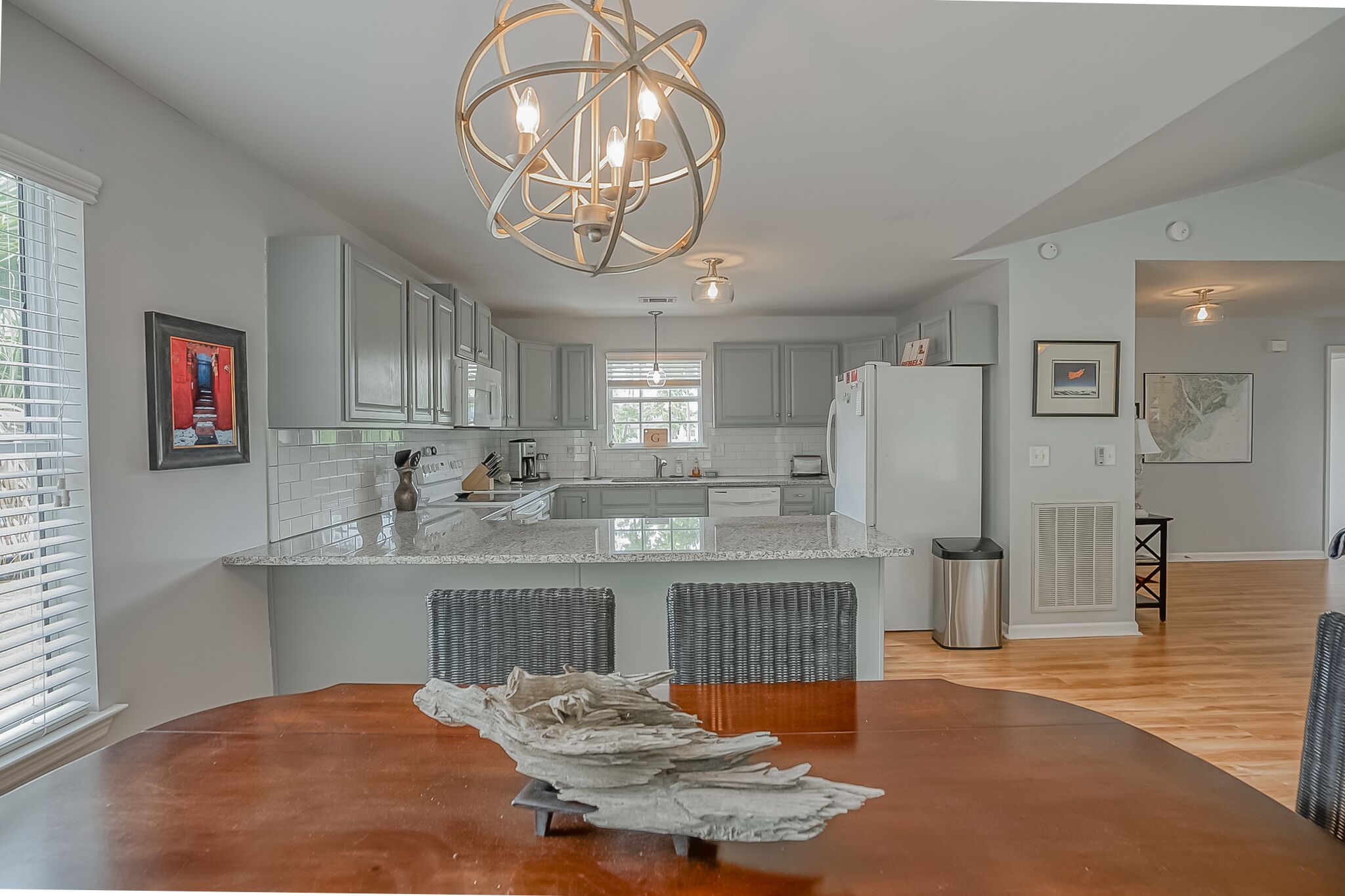 Spectacular Marsh Views on Waters Edge