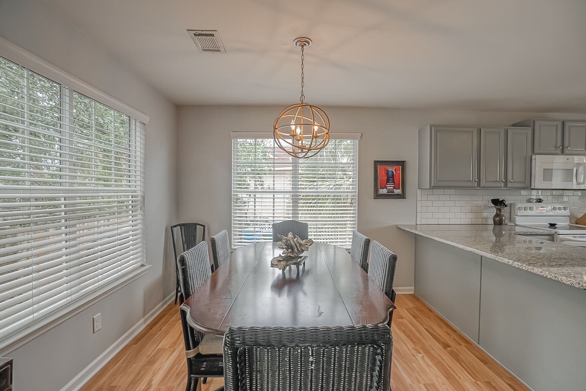 Spectacular Marsh Views on Waters Edge