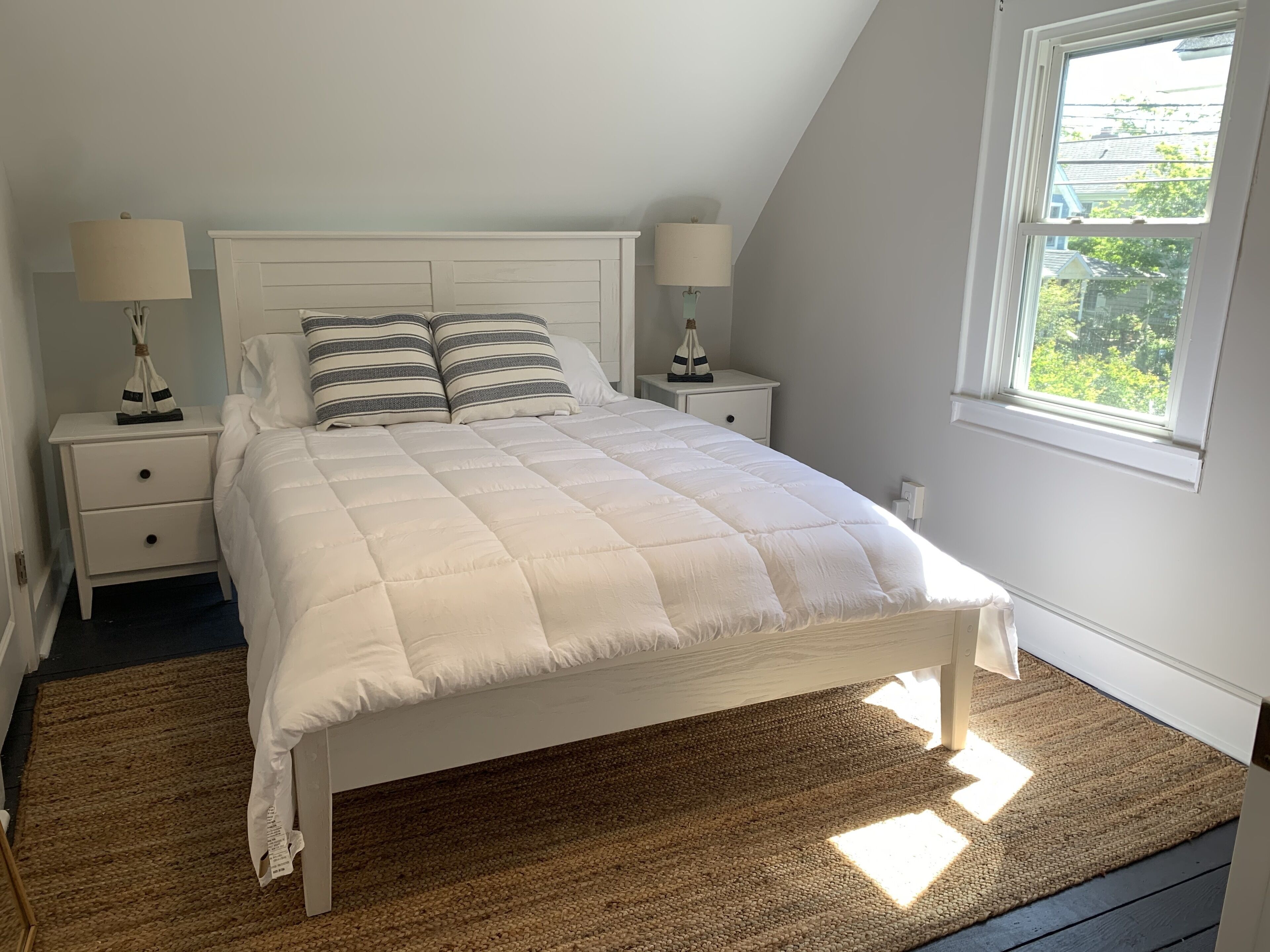 Brand New Renovation In-Town Lewes