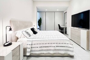 3 bedrooms, iron/ironing board, travel cot, WiFi