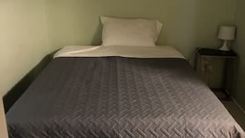 1 habitación, wifi y ropa de cama