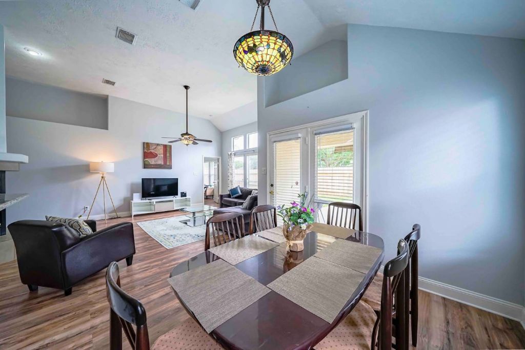 Entire House | Open & Spacious Home