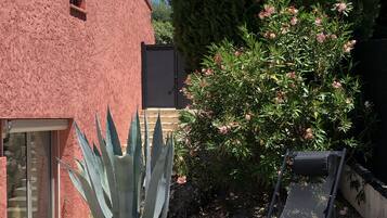 Suite, terras | Tuin