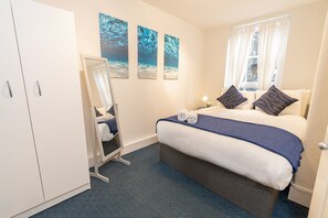 2 bedrooms