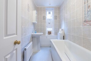 Apartment, Ensuite | Bathroom