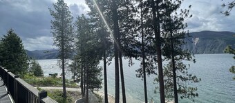 Beautiful Lake Front Property
