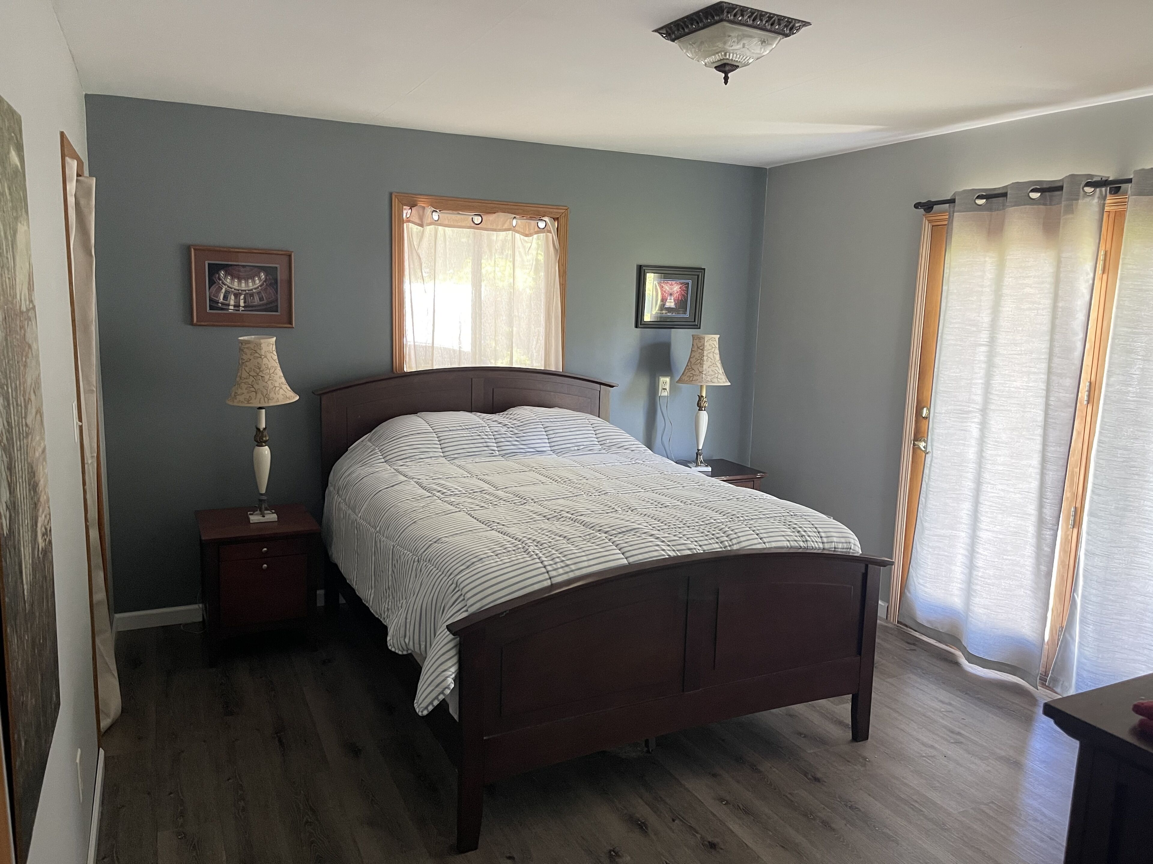 3 chambres, fer et planche à repasser, Wi-Fi gratuit, draps fournis