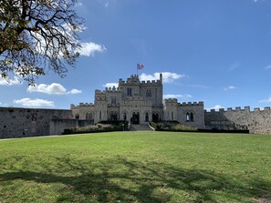 مكان جذب سياحي