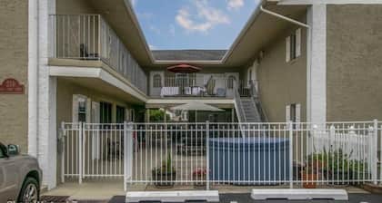 Wc210 East Monterey Avenue, Unit 4