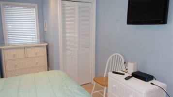 Condo (WC210 East Monterey Avenue, Unit 4) | 2 bedrooms, free WiFi