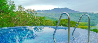 Rancho Bernardo Luxury Villas and Resort