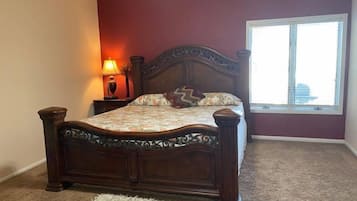 Condo (WW101 East Andrews Avenue, 2nd Floor) | 4 bedrooms, iron/ironing board, cots/infant beds, free WiFi