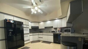 Condo (WW101 East Andrews Avenue, 2nd Floor) | Private kitchen - Ww101 East Andrews Avenue, 2nd Floor (Wildwood)