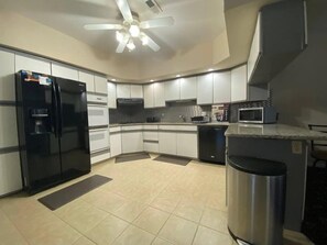 Condo (WW101 East Andrews Avenue, 2nd Floor) | Private kitchen | Fridge, microwave, dishwasher, coffee/tea maker