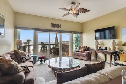 Seaside Pointe by Book That Condo