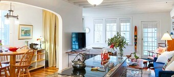 Your Annapolis Waterfront retreat - a short walk to Navy Football Home Games - <br>Navy v. South Florida 11/15/25 weekend still available!<br>Or the USNA Gospel Choir Concert weekend of 10/17/25