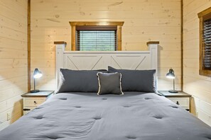 3 chambres, fer et planche à repasser, accès au Wi-Fi (inclus)