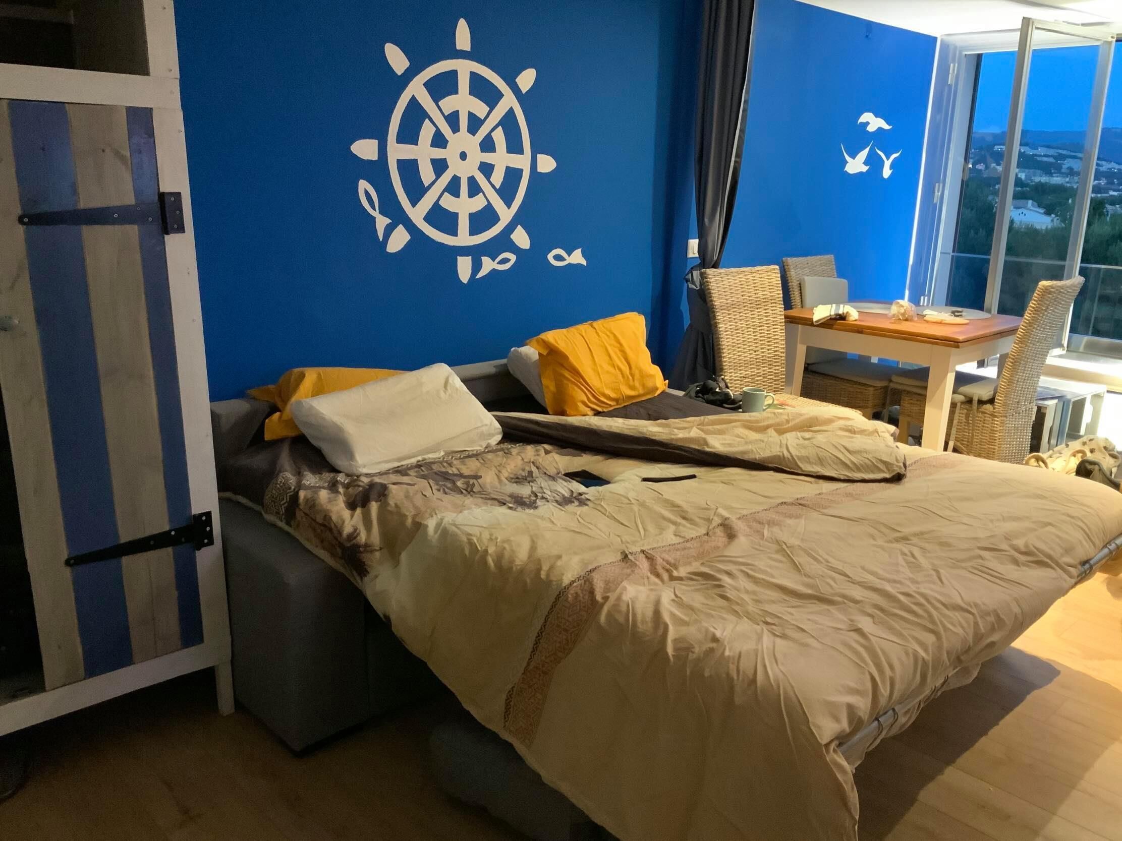 1 chambre, literie fournie