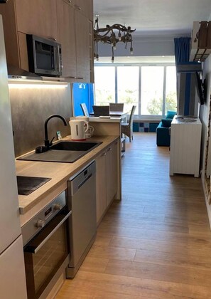Private kitchen - Athéna Ohana les Pieds Dans L'eau (Bandol)