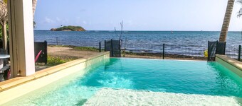 Ground floor T3 3* oceanfront villa