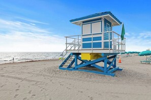 Beach - Welcome to Paradise! 1 mile to beach heated pool! (Hollywood)