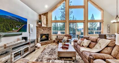 Toiyabe Luxury 6BR + Loft, 5BA, Spa,8 Min to Ski