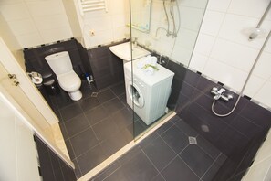 Bathroom - V. Beach Tower (Batumi)