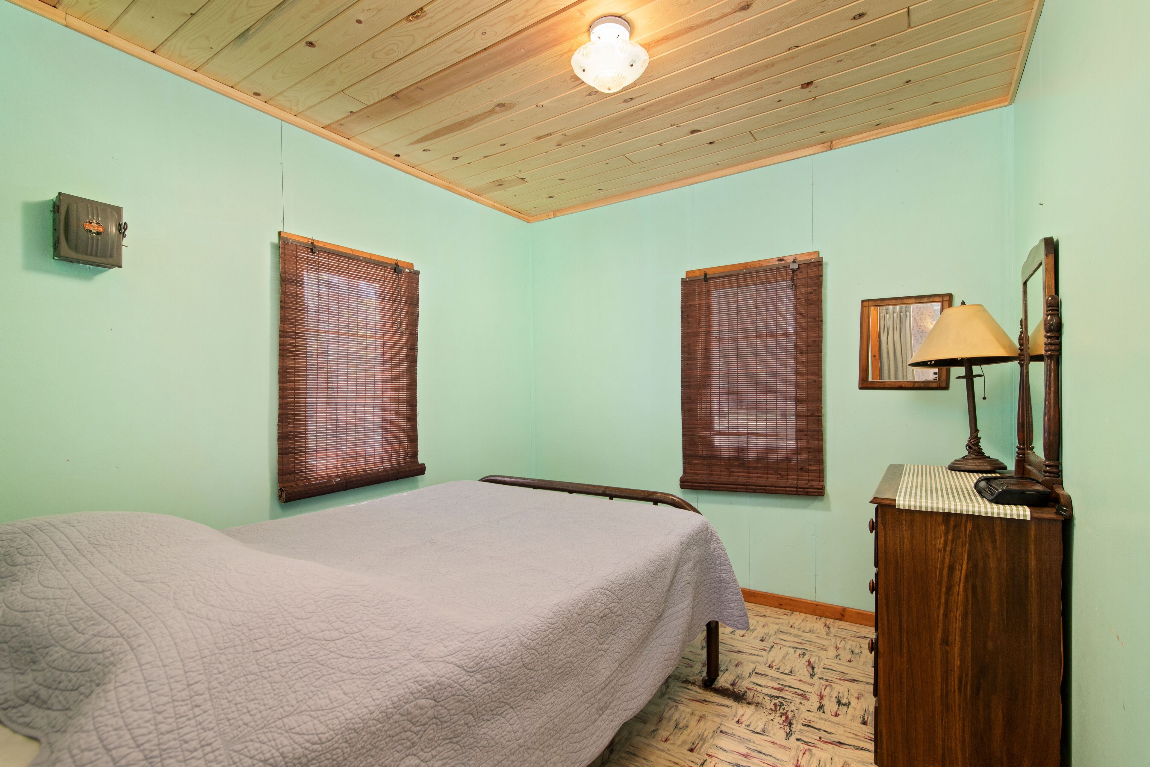 Up North Resort Located on Beautiful Pelican Lake in Nisswa, MN!