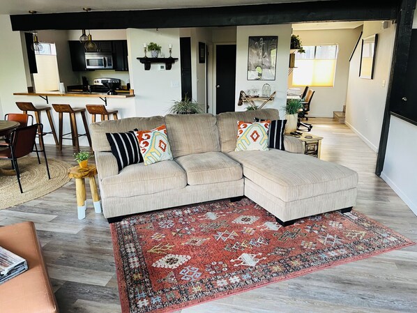 Smart TV, fireplace, printers