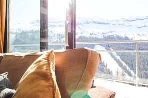 Interior - Penthouse 3-bed apartment with large balcony, stunning views (Flaine)