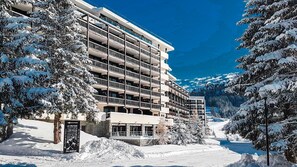 Exterior - Penthouse 3-bed apartment with large balcony, stunning views (Flaine)