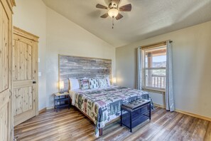 6 Schlafzimmer, Bügeleisen/Bügelbrett, kostenloses WLAN, Bettwäsche