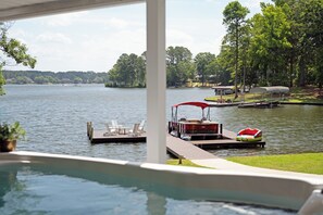 Outdoor pool, a heated pool - Lakefront Lux: Spa, Dock, Game Room, Fire Pit, Boat Rental, Pet Friendly (Eatonton)