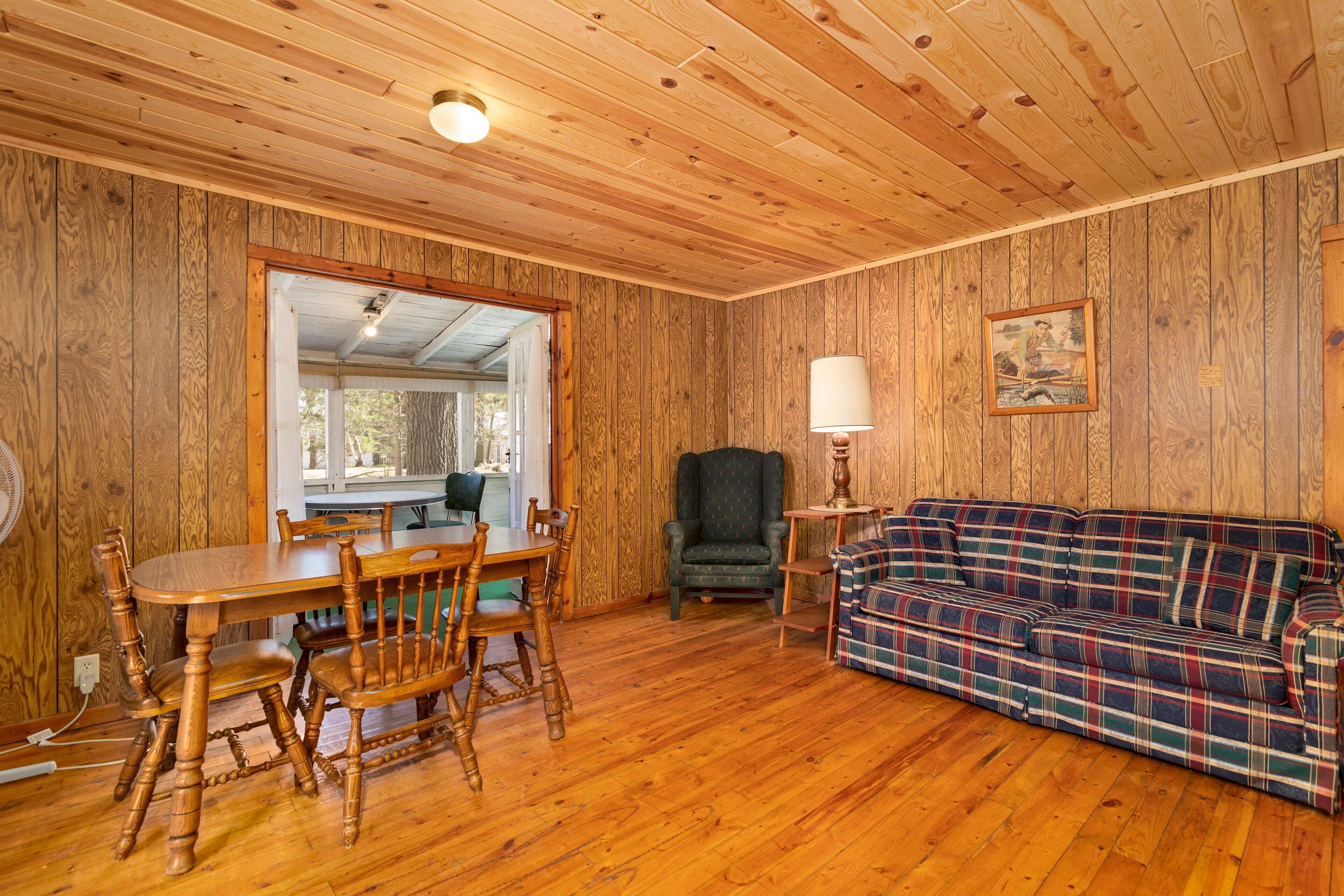 Up North Resort Located on Beautiful Pelican Lake in Nisswa, MN!