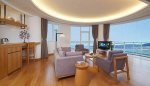 Living area - Shenzhen Dameisha Airland Hotel (Shenzhen)