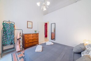 2 室のベッドルーム、WiFi