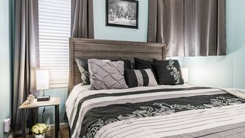 4 camere, una scrivania, ferro/asse da stiro, Wi-Fi gratuito