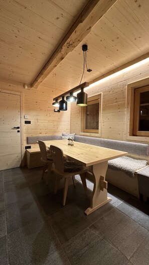 Dining - Chalet Lepenatka - Velika planina (Kamnik)