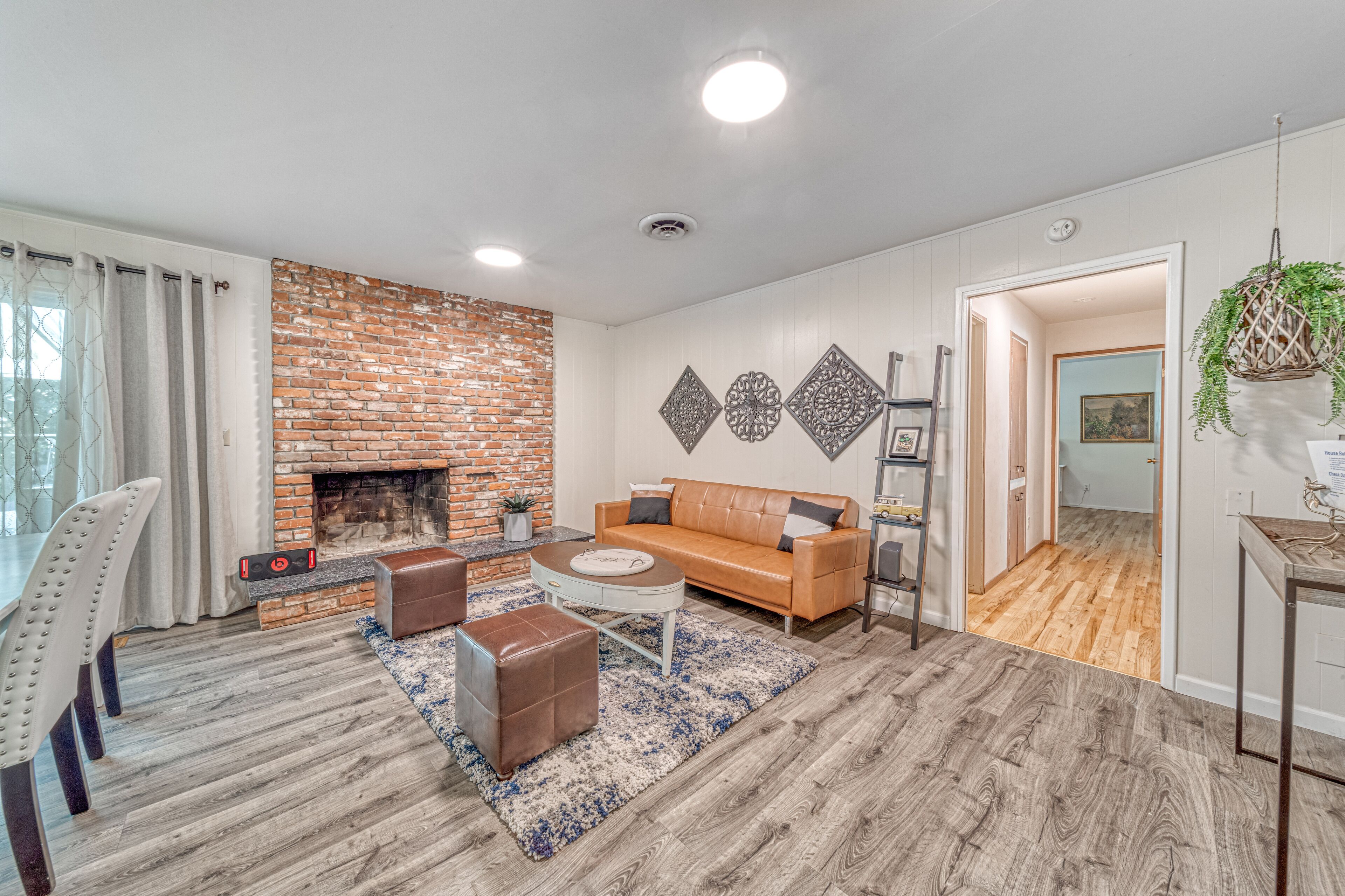 King Sized Beds, Large Outdoor and Indoor Space